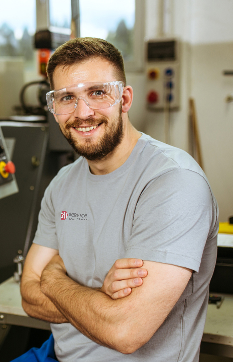 Mitarbeiter 2K CNC-Service in Neumünster